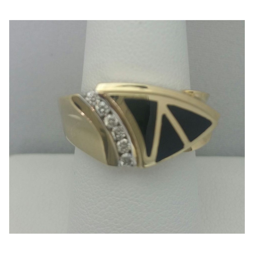 Diamond Ring with 0.16 Carat