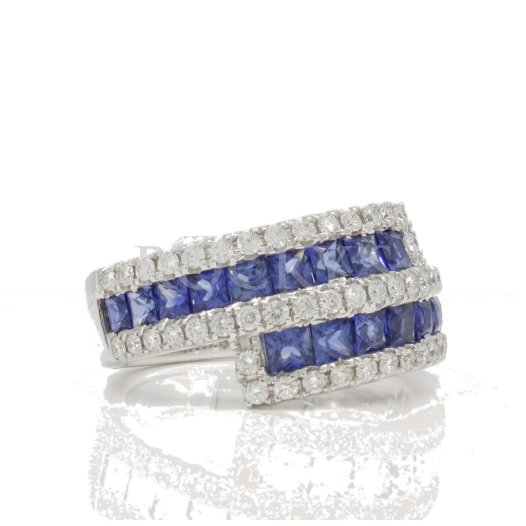Sapphire Ring with 2.64 Carats.