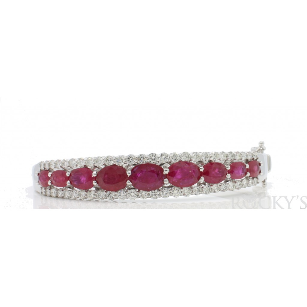 Ruby  Diamond Bangle with 10.78 Carats