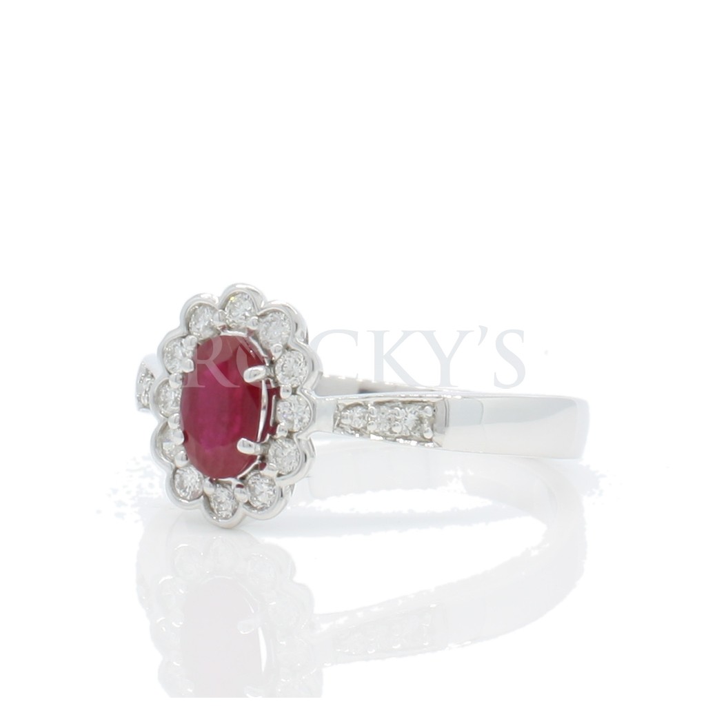 Ruby Diamond Ring with 0.83 Carats