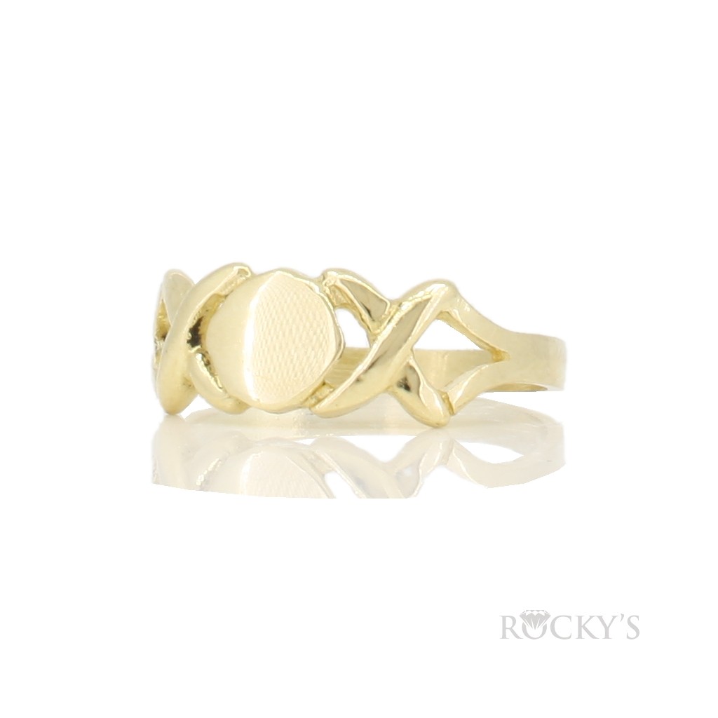Plain Yellow Gold Ring For Ladies